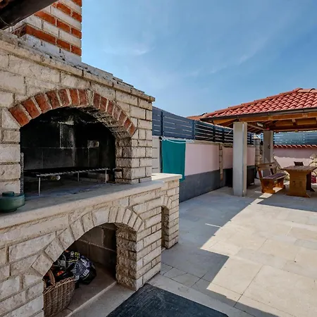 Valbandon 06 * Valbandon